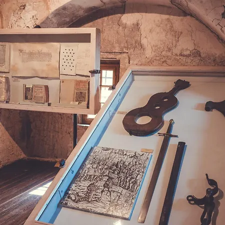 Wohnen Auf Der Ritterburg * Haßmersheim